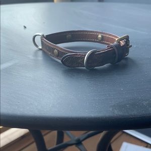 Louis Vuitton Collar